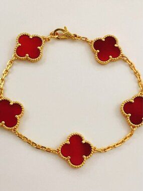 Authentic VCA 18K Yellow Gold Red Carnelian 5 Motif Bracelet